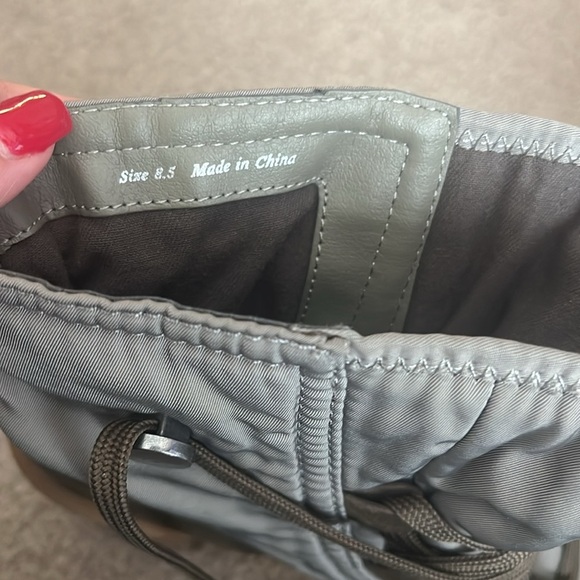 “Dolce Vita- Celida Platform Boots” - Picture 7 of 10